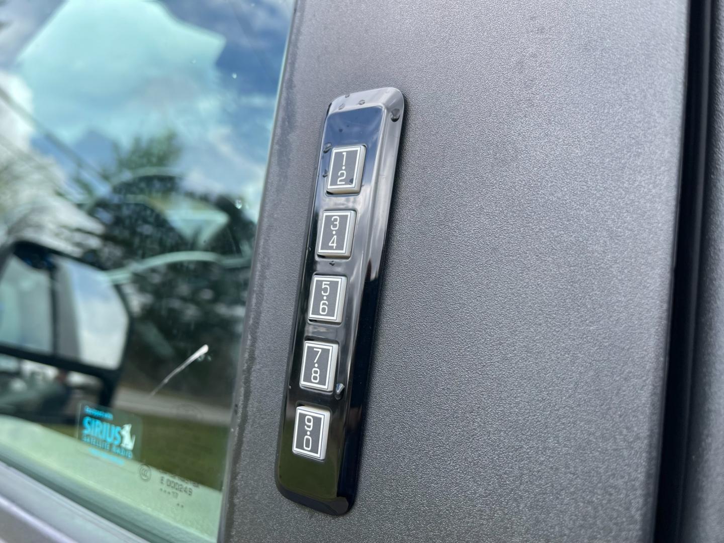 2017 Black /Gray Ford F-250 SD XLT Reg Cab 4WD (1FTBF2B69HE) with an 6.2L V8 OHV 16V FFV engine, 6-Speed Automatic transmission, located at 11115 Chardon Rd. , Chardon, OH, 44024, (440) 214-9705, 41.580246, -81.241943 - This 2017 Ford F-250 XLT Reg Cab is a capable heavy-duty truck equipped with a powerful 6.2L V8 engine, paired with a 6-speed automatic transmission and 3.73 gearing. It features daytime running lights, dusk-sensing headlights, a backup camera, backup sensors, and a snow plow package. This truck boa - Photo#15